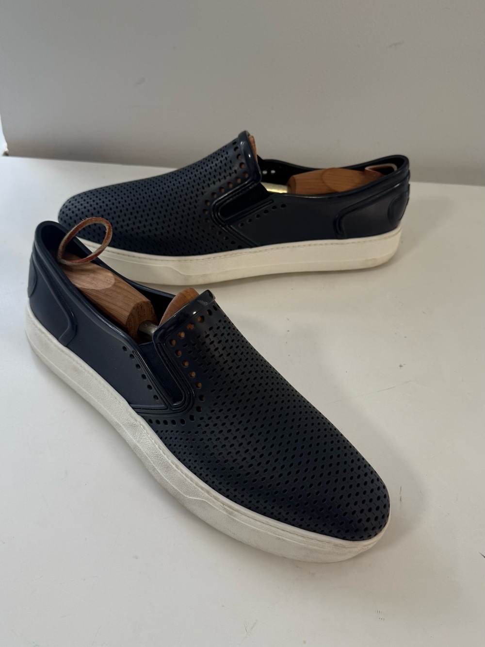 Salvatore Ferragamo Men’s Sneakers 12 - Picture 15 of 16